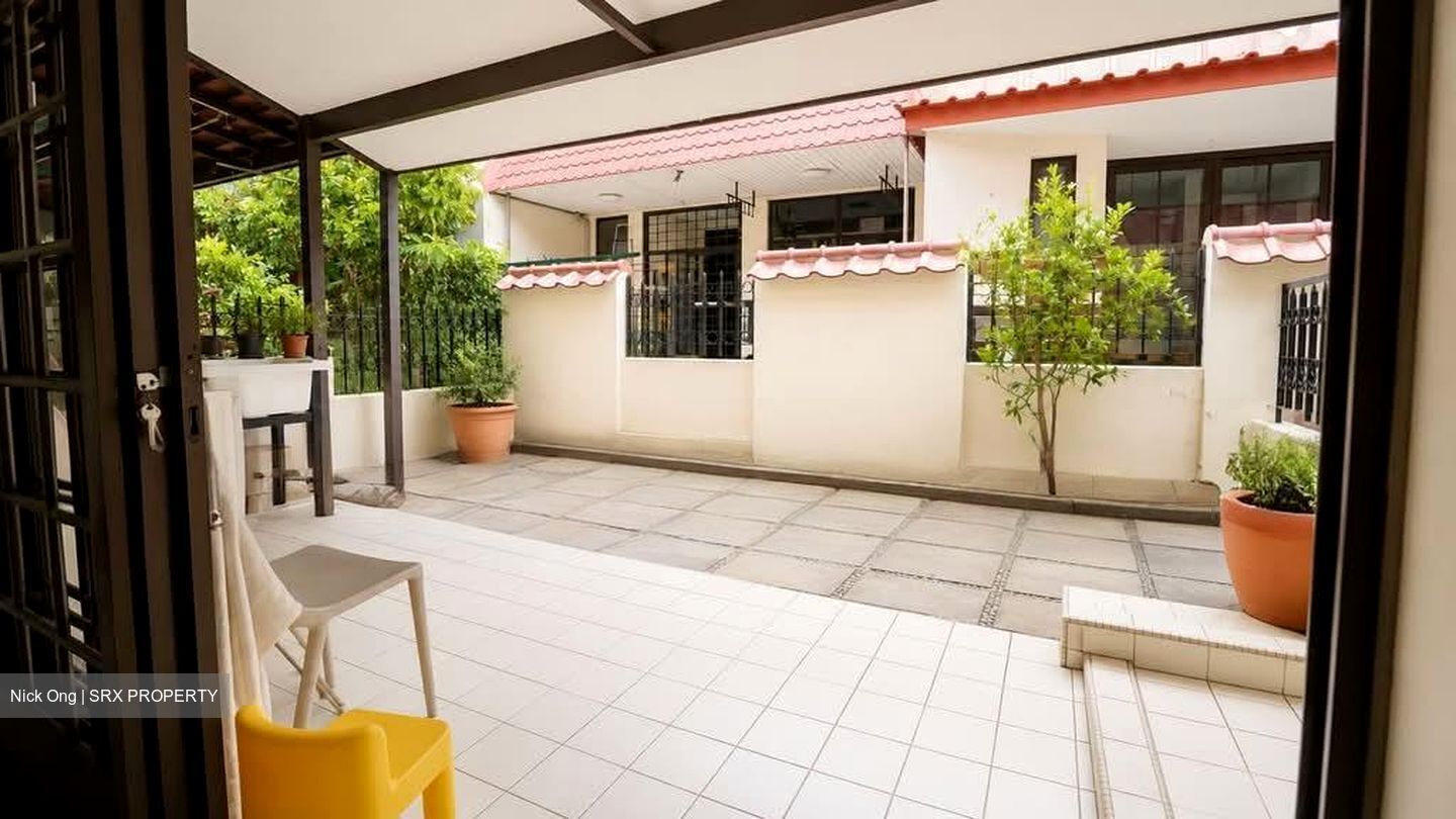 Bedok Ria (D16), Terrace #572619341